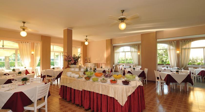 La Quiete Park Hotel Manerba del Garda Eksteriør billede