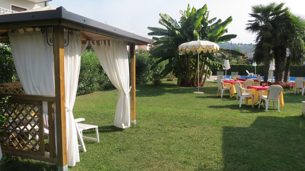 La Quiete Park Hotel Manerba del Garda Eksteriør billede