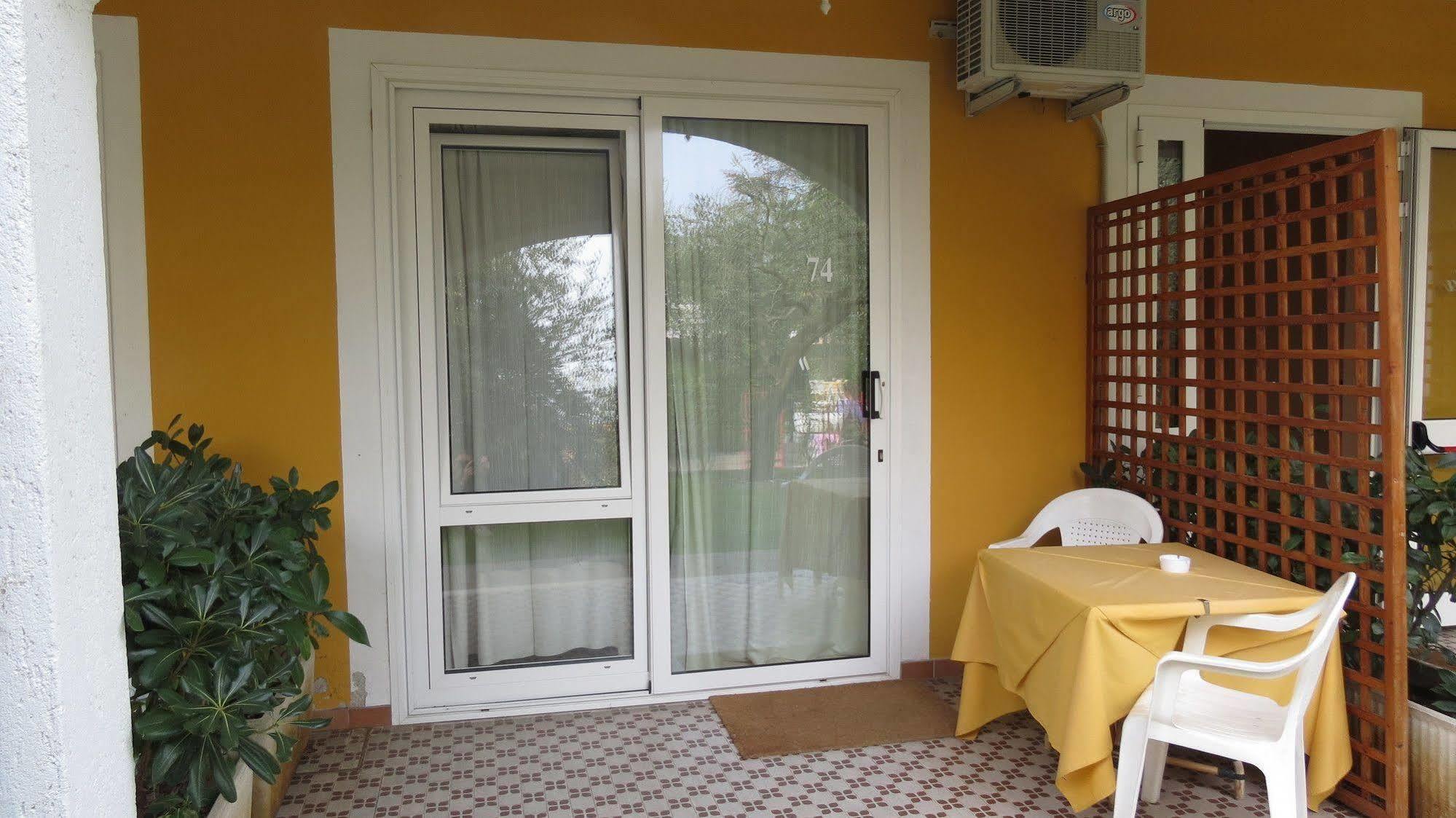 La Quiete Park Hotel Manerba del Garda Eksteriør billede