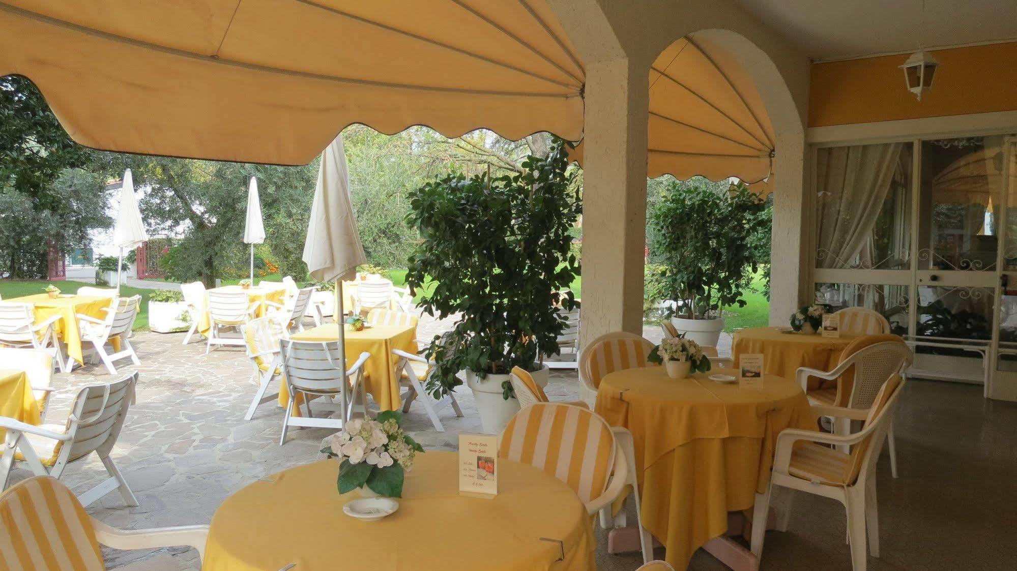 La Quiete Park Hotel Manerba del Garda Eksteriør billede